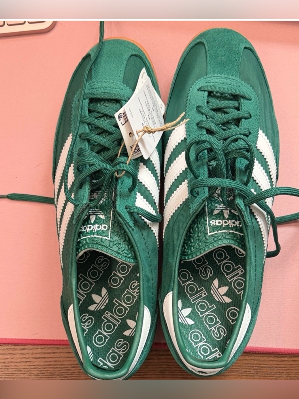 adidas Green & White Retro Low-Top Sneakers